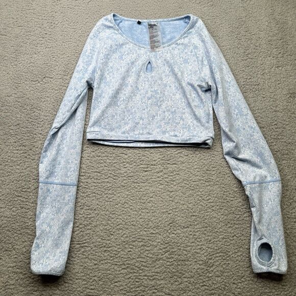 Gymshark crop top with thumb hole baby blue sz M - Picture 1 of 5